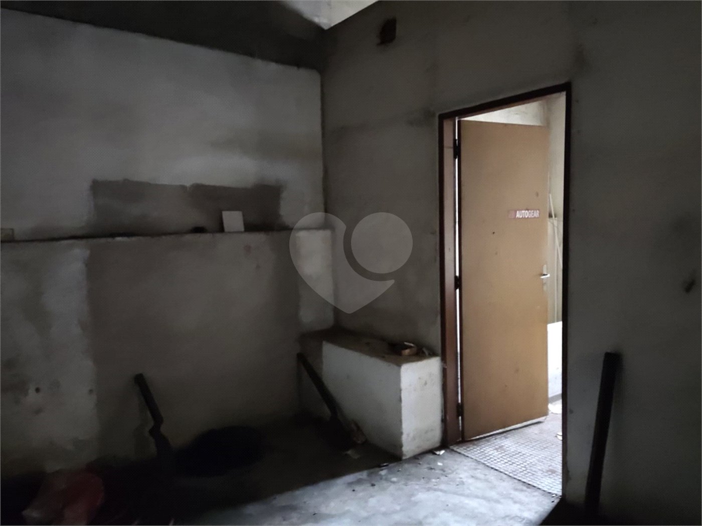 Casa à venda com 4 quartos em Vila Anastácio, São Paulo, SP
