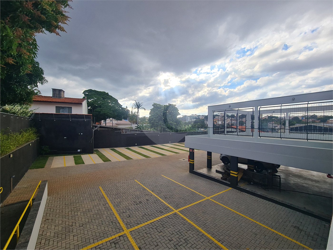 Apartamento à venda com 3 quartos, sendo 1 suíte, em Jardim Refúgio, Sorocaba, SP