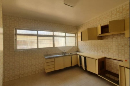 Casa à venda com 2 quartos em Itaim Paulista, São Paulo, SP