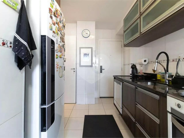 Apartamento à venda com 3 quartos, sendo 1 suíte,  em Saúde, São Paulo, SP