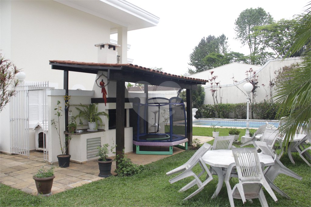 Casa à venda ou para alugar com 5 suítes em Jardim Leonor, São Paulo, SP