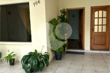 Sobrado para alugar com 3 quartos, sendo 1 suíte, em Vila Gomes Cardim, São Paulo, SP
