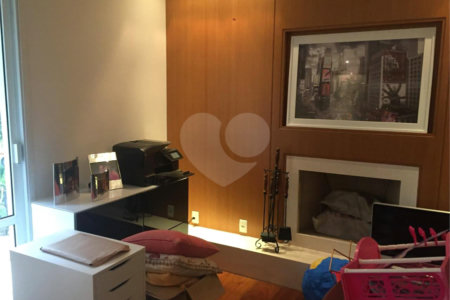 Apartamento à venda ou para alugar com 4 suítes em Santo Amaro, São Paulo, SP