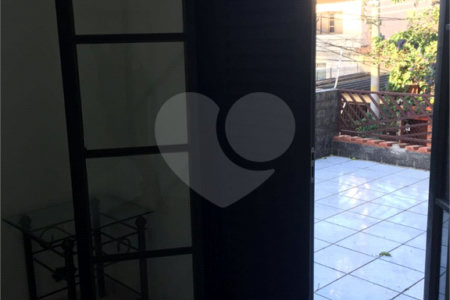 Casa à venda com 6 quartos, sendo 3 suítes, em Parque Jabaquara, São Paulo, SP