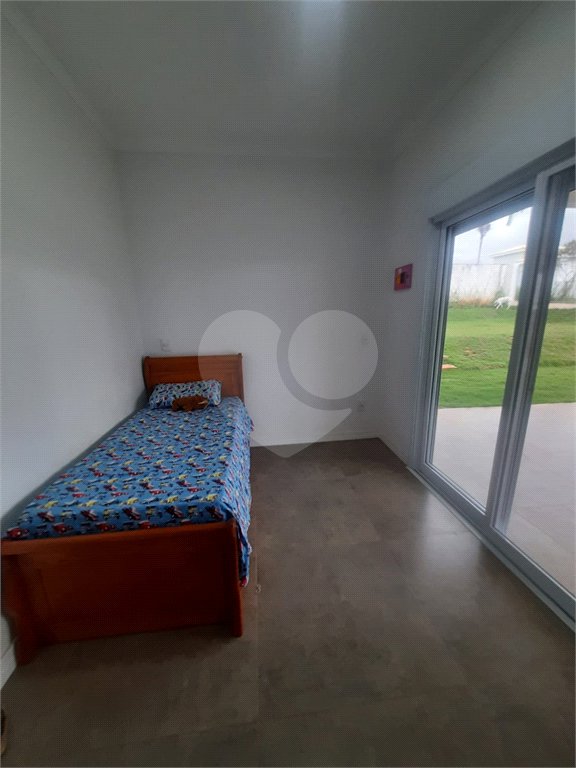 Casa à venda com 3 suítes no condomínio Village Ipanema, Araçoiaba da Serra - SP
