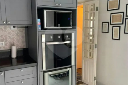 Casa à venda com 3 quartos, sendo 1 suíte,  no condomínio Villas de São Francisco I, São Paulo - SP