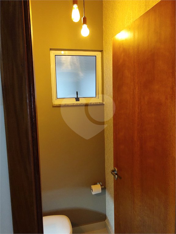 Casa à venda com 3 quartos, sendo 1 suíte, no condomínio Campos do Conde I, Paulínia - SP