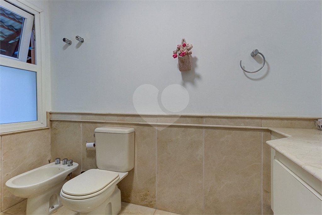 Casa à venda com 4 suítes no condomínio Vila Verde, São Paulo - SP
