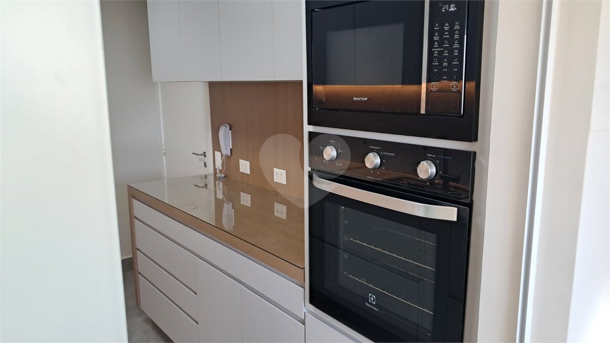 Apartamento para alugar com 3 quartos, sendo 2 suítes, em Jardim Marajoara, São Paulo, SP