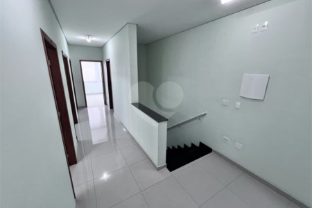 Prédio Comercial de Alto Padrão - 253m², 5 Salas, 5 banheiros , 3 Vagas , à venda na Moóca