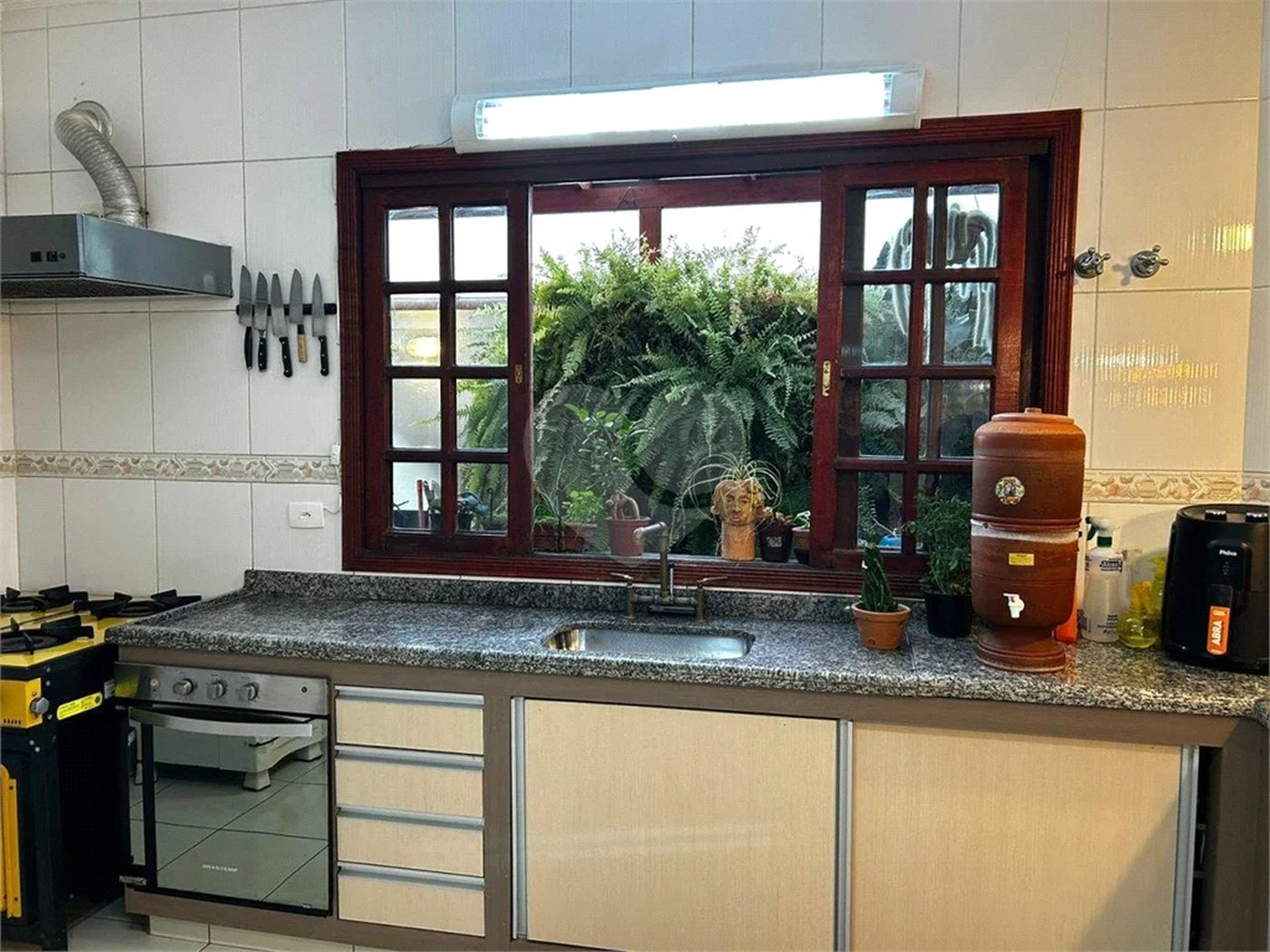 Excelente Sobrado na Vila Matilde. Venha fazer uma visita.