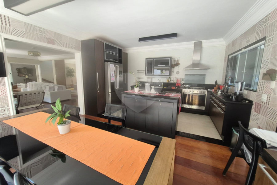 Casa à venda com 5 suítes no condomínio Associação Reserva das Hortênsias, Mairiporã - SP