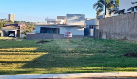Terreno à venda em Condomínio Buona Vita, Araraquara, SP