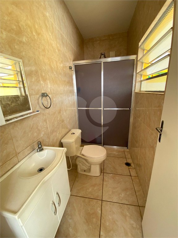 Sobrado à venda com 3 quartos em Jundiapeba, Mogi das Cruzes, SP
