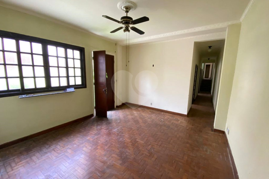 Casa Térrea à venda com 4 quartos em Santana, São Paulo, SP