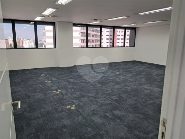 Sala à venda em Alto da Boa Vista, São Paulo, SP
