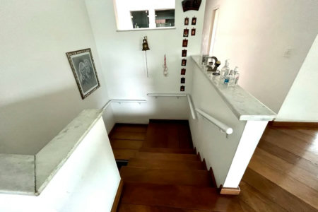 Sobrado à venda ou para alugar com 5 suítes em Bela Aliança, São Paulo, SP