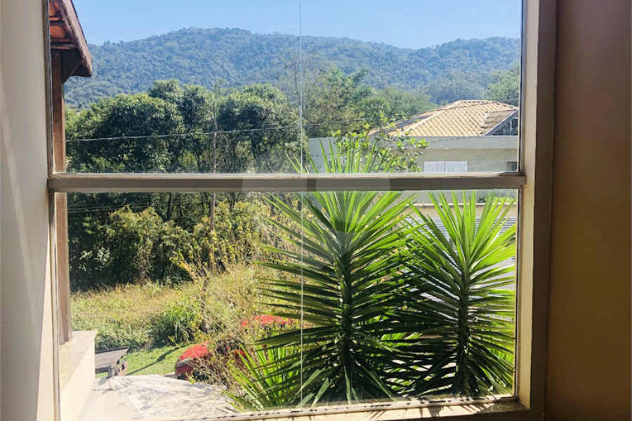 Sobrado à venda com 3 quartos, sendo 1 suíte, em Jardim Peri, São Paulo, SP