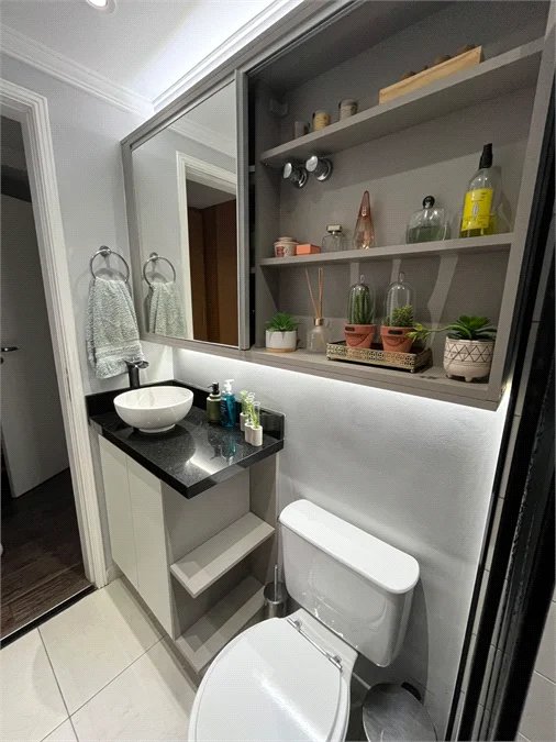 Apartamento à venda com 3 quartos, sendo 1 suíte, em Vila Hamburguesa, São Paulo, SP
