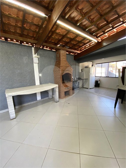Casa à venda com 3 quartos, sendo 1 suíte, no condomínio Ana Carolina, São Paulo - SP