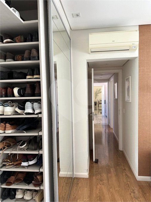 Apartamento à venda com 3 suítes em Vila Suzana, São Paulo, SP