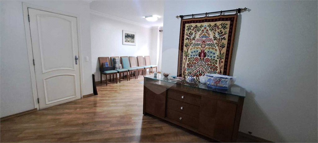 Apartamento à venda com 3 quartos, sendo 1 suíte, em MOEMA, São Paulo, SP