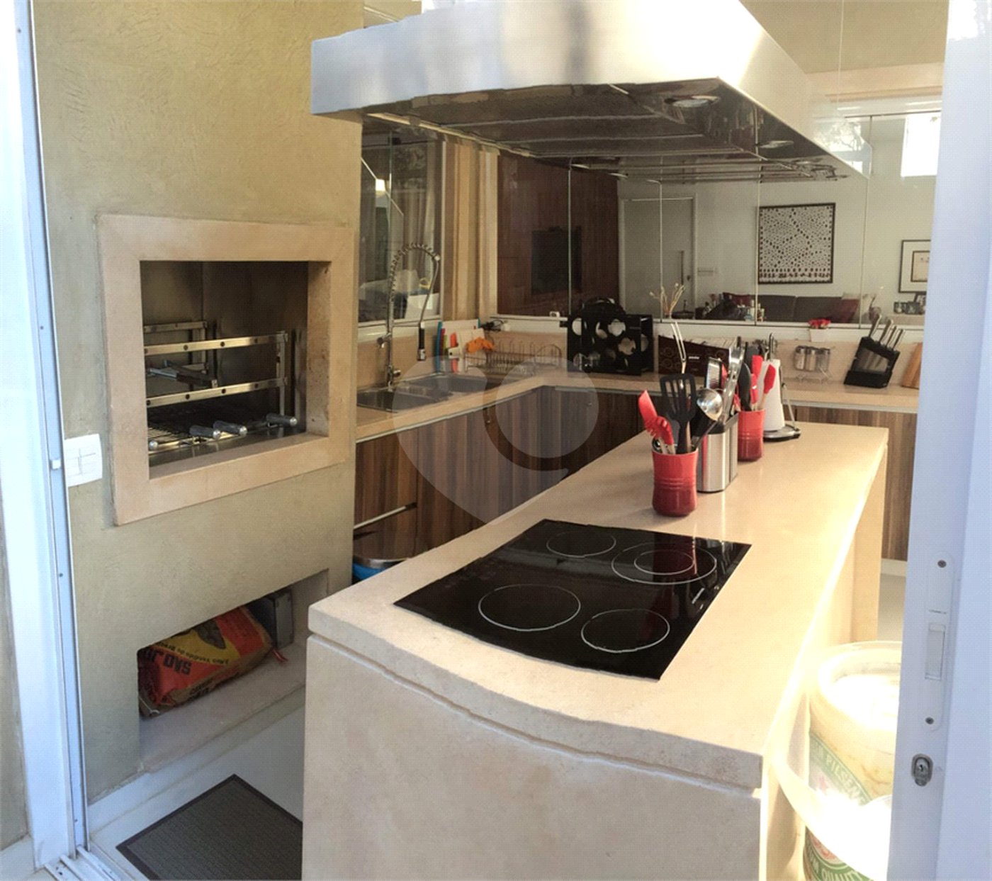Casa à venda com 4 suítes no condomínio Dolce Villa, São Paulo - SP