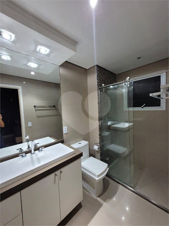Apartamento à venda com 3 quartos, sendo 1 suíte,  em Vila Suissa, Mogi das Cruzes, SP