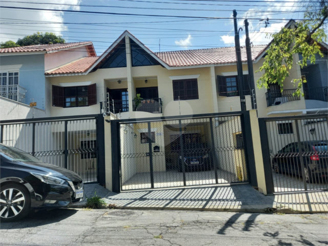 Sobrado à venda com 3 quartos, sendo 1 suíte,  em Tremembé, São Paulo, SP