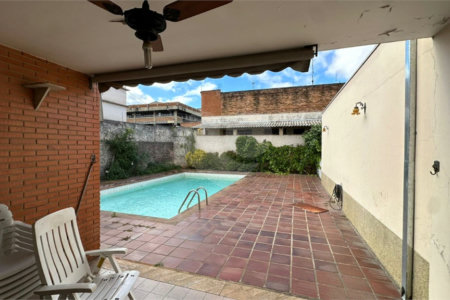 Casa à venda ou para alugar com 5 quartos, sendo 2 suítes, no Centro, Salto, SP