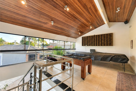 Casa à venda com 5 suítes no condomínio Parque Village Castelo, Itu - SP