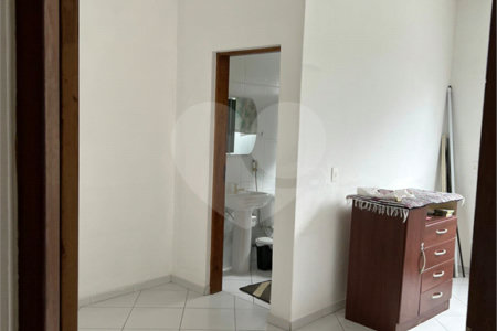 Prédio à venda com 7 quartos no Centro, Votorantim, SP