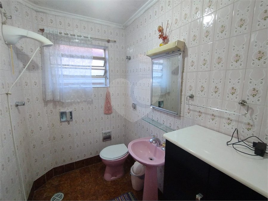 Sobrado à venda com 3 quartos em Vila Paulo Silas, São Paulo, SP