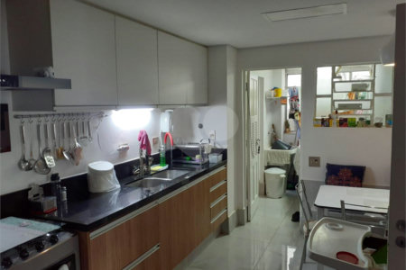 Apartamento à venda com 3 quartos, sendo 1 suíte, em Jardim Paulista, São Paulo, SP