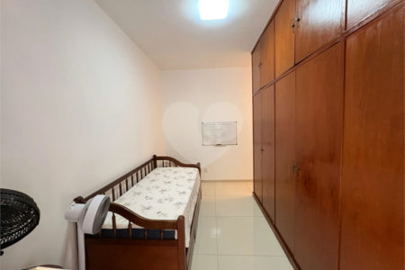 Apartamento à venda com 3 quartos, sendo 1 suíte,  em Lagoa, Rio de Janeiro, RJ