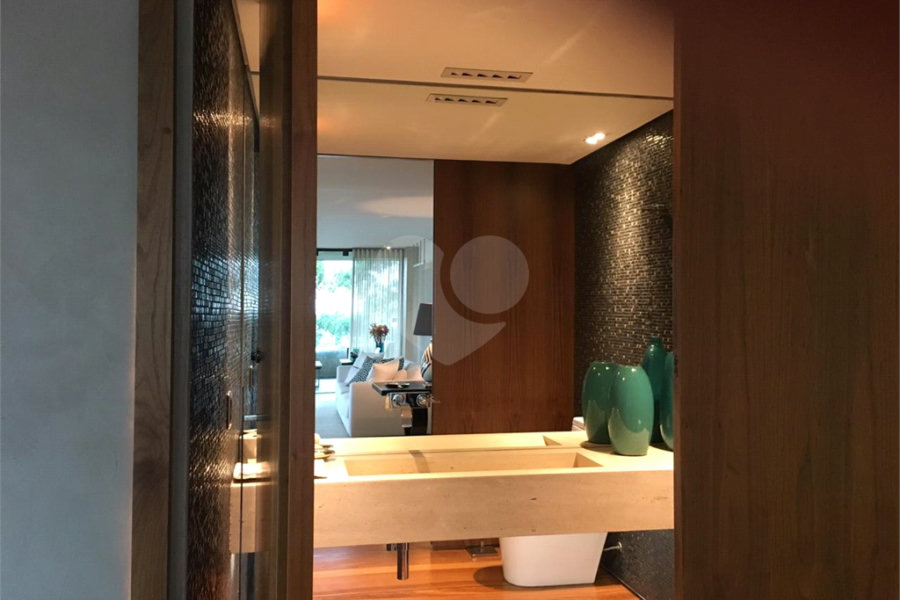 Apartamento à venda com 4 suítes em Morumbi, São Paulo, SP