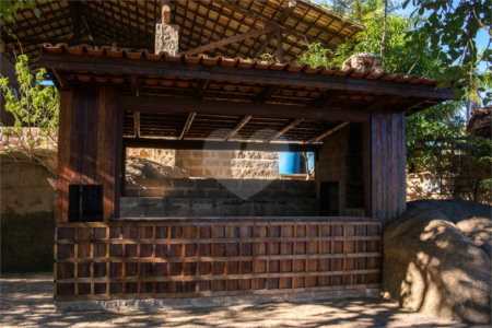 Sítio à venda com 19 quartos, sendo 4 suítes,  em Parque da Grama, Indaiatuba, SP