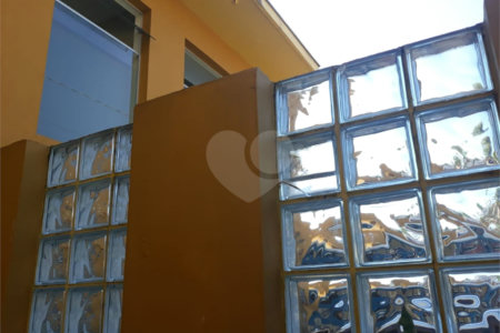 Sobrado para alugar com 4 quartos no Centro, São Roque, SP