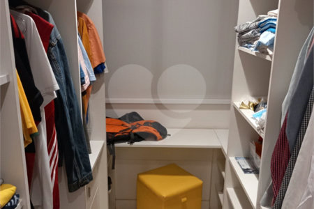 Apartamento à venda com 3 quartos, sendo 1 suíte, em Rio Comprido, Rio de Janeiro, RJ