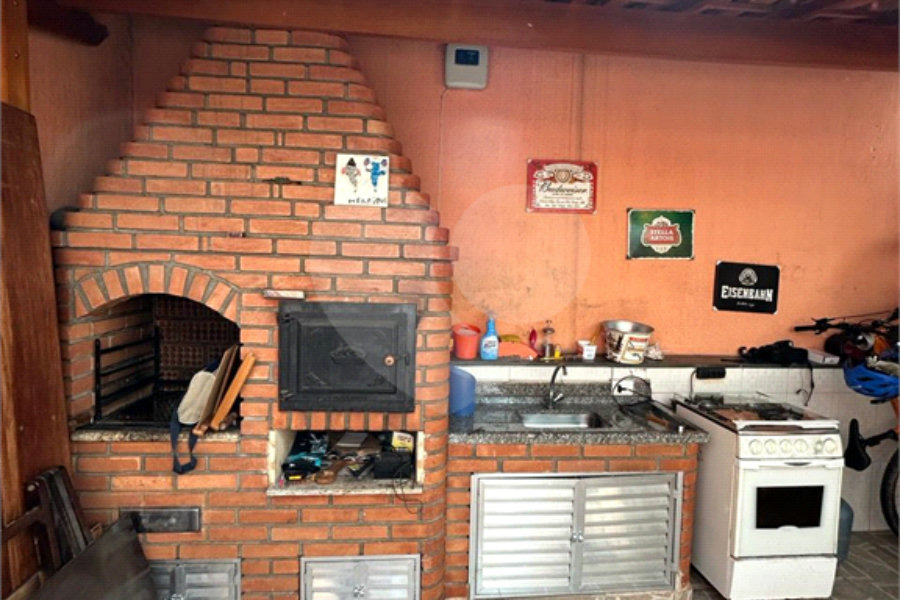 Sobrado à venda com 3 quartos, sendo 1 suíte, em Vila Nova Cachoeirinha, São Paulo, SP