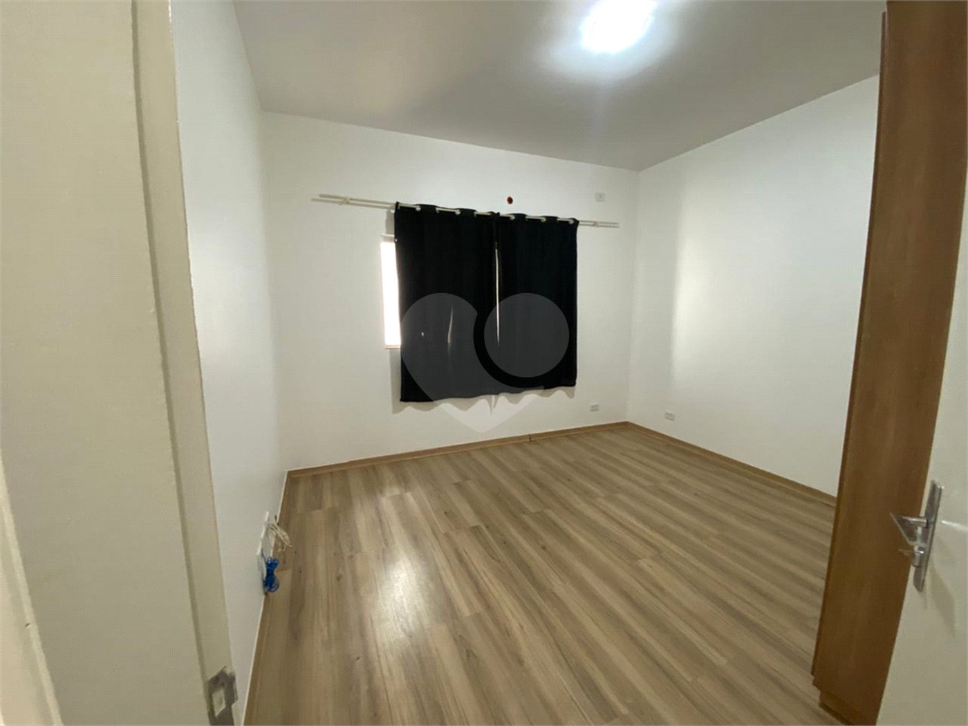 Casa à venda com 3 quartos, sendo 1 suíte,  em Jardim Jamaica, Ponta Porã, MS