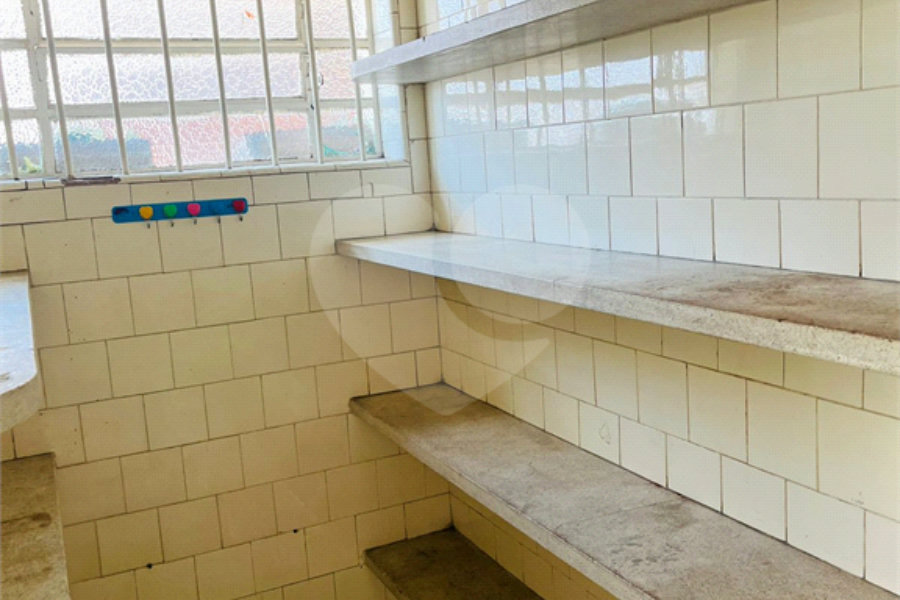 Casa à venda com 4 quartos, sendo 1 suíte, em Jardim São Bento, São Paulo, SP