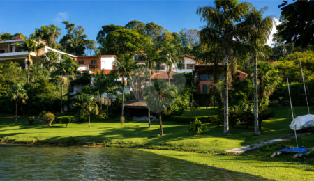 Casa à venda com 8 quartos, sendo 4 suítes,  em Parque Alves de Lima, São Paulo, SP