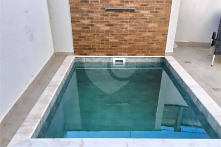 Casa à venda com 2 quartos, sendo 1 suíte, no condomínio Vila Rica, Indaiatuba - SP