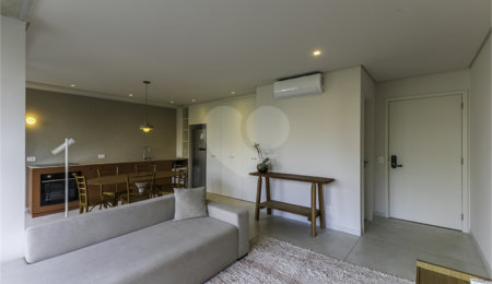 Apartamento à venda ou para alugar com 1 suíte em Jardim das Bandeiras, São Paulo, SP
