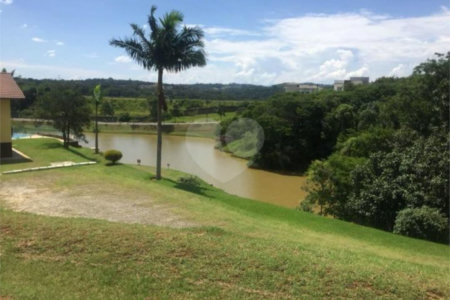 Condomínio à venda com 4 quartos, sendo 2 suítes, em Colinas do Paratehy, Mogi das Cruzes, SP