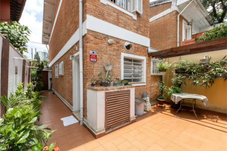 Casa à venda com 3 quartos em Jardim Petrópolis, São Paulo, SP