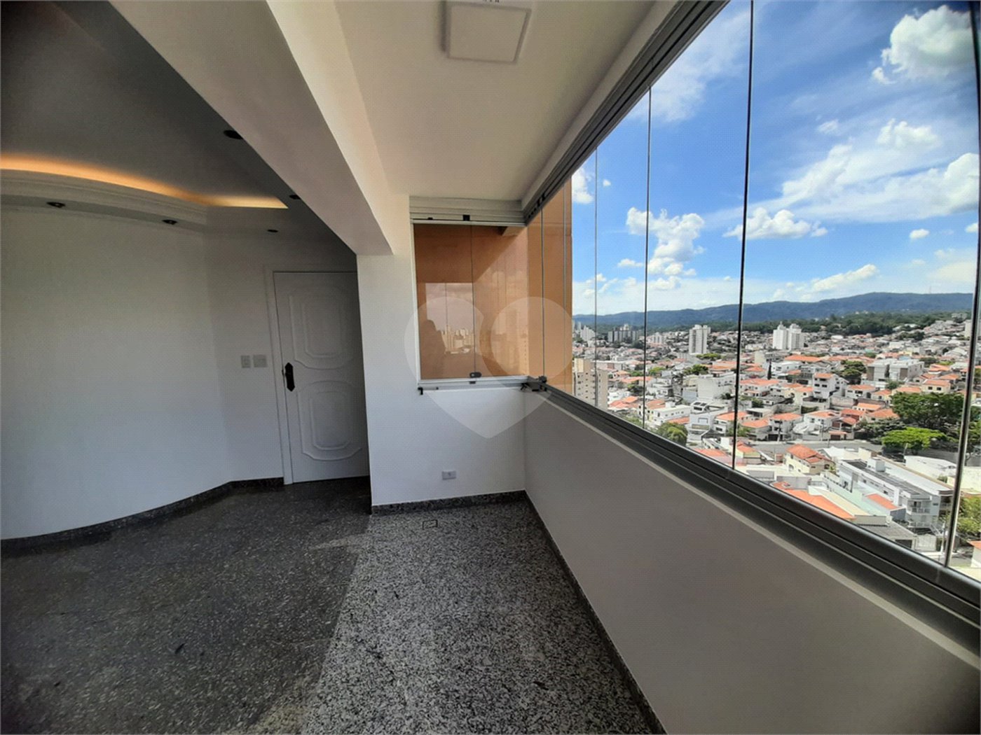 Apartamento à venda com 3 quartos, sendo 1 suíte, em Santana, São Paulo, SP
