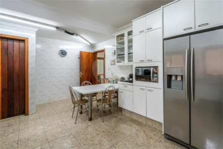 Casa à venda com 4 suítes no Centro, Três Lagoas, MS