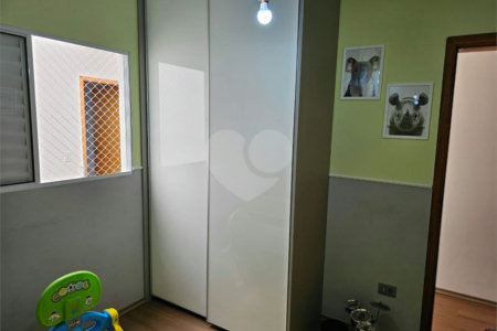 Casa à venda com 3 suítes em Vila Carrão, São Paulo, SP